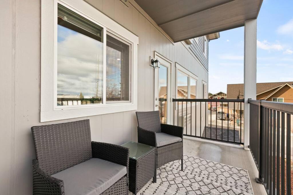 Brand New 2 Bd 2 Bth Near Dt And Perry District Spokane
