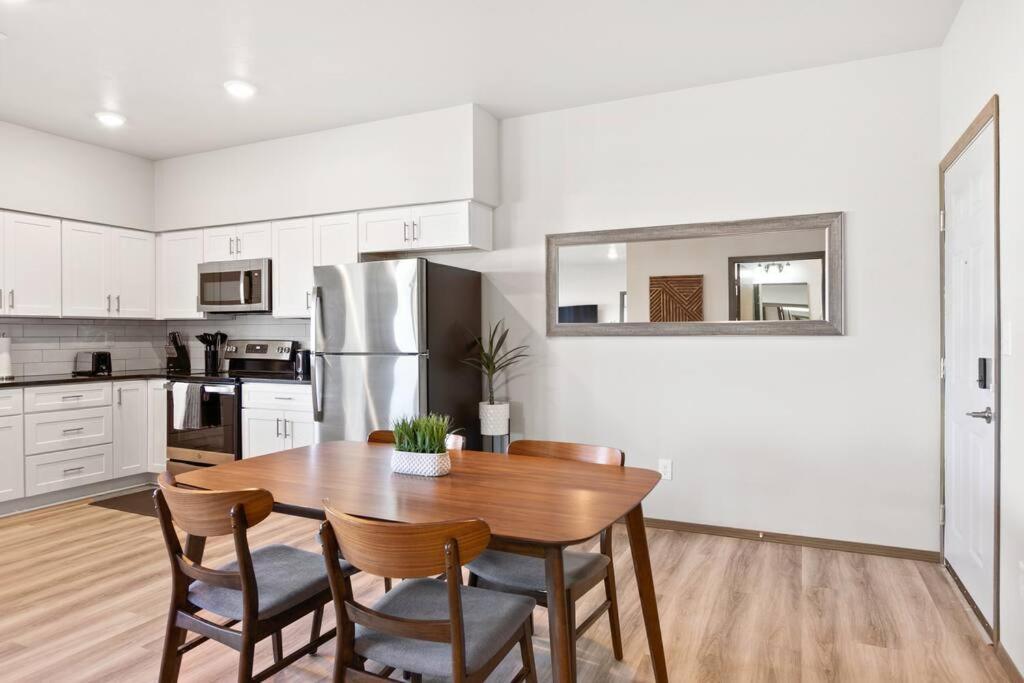 Brand New 2 Bd 2 Bth Near Dt And Perry District * Spokane