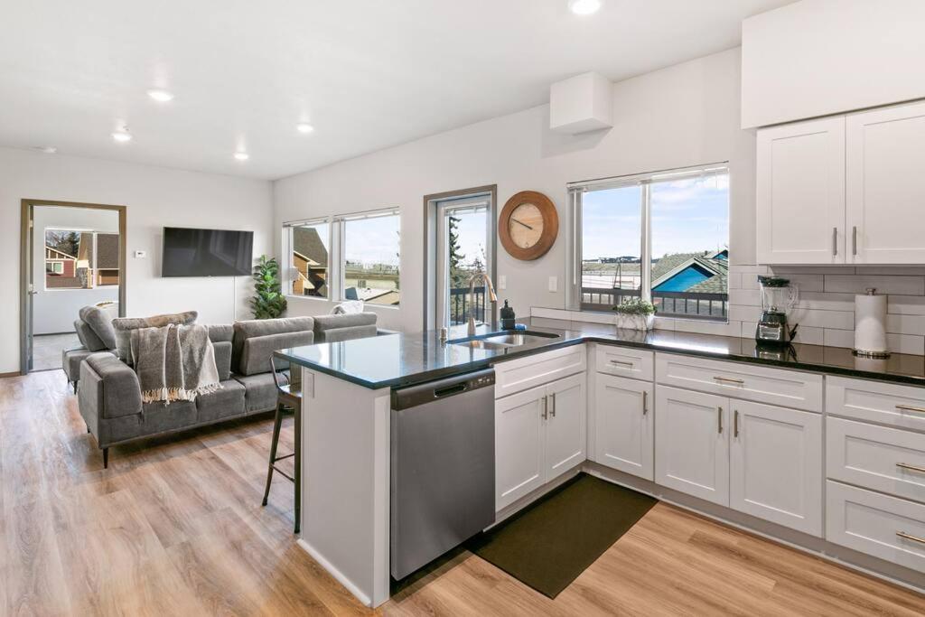 Brand New 2 Bd 2 Bth Near Dt And Perry District