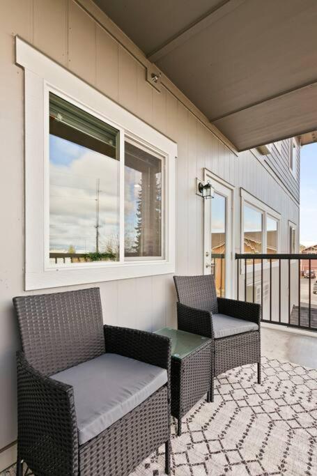 Brand New 2 Bd 2 Bth Near Dt And Perry District *