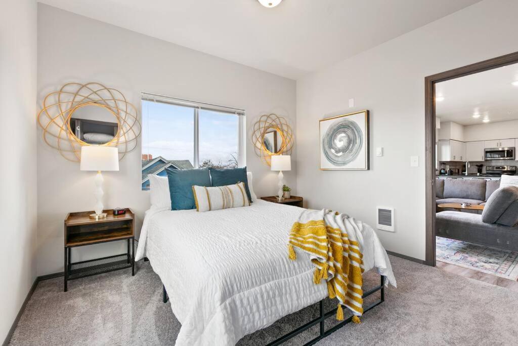 Brand New 2 Bd 2 Bth Near Dt And Perry District